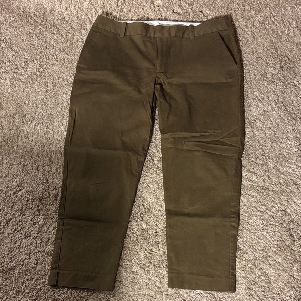 Eddie Bauer Men's Olive Chinos